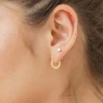 Arete Candonga Steel 1.5 cm en Oro Laminado de 18k | Qurimaki