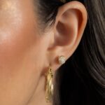 Arete Twisted Stripes en Oro Laminado de 18k | Qurimaki
